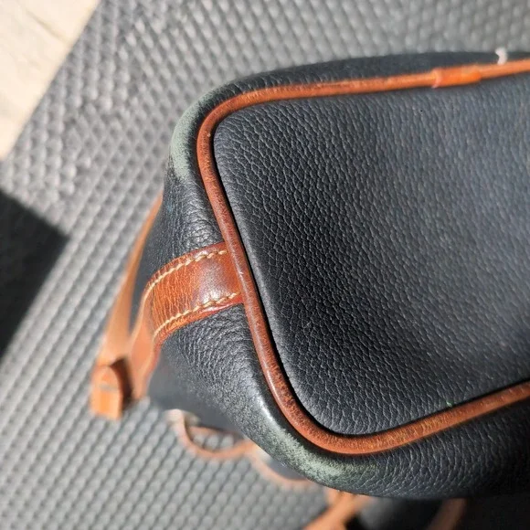 Vtg Dooney & Bourke Bucket Bag Purse Pebbled AWL Leather Drawstring USA Y2K 90s - Picture 12 of 13